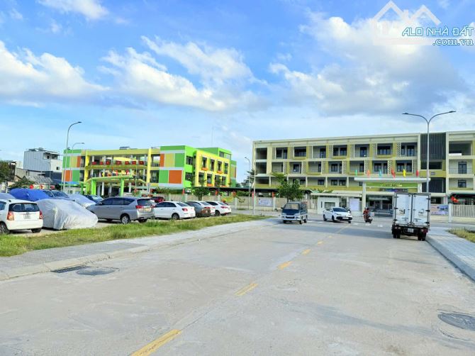 📌📌📌LÀM VIỆC TRỰC TIẾP GIÁ TỐT !!!nhà 3 tầng kiệt 391 trần cao vân - 3