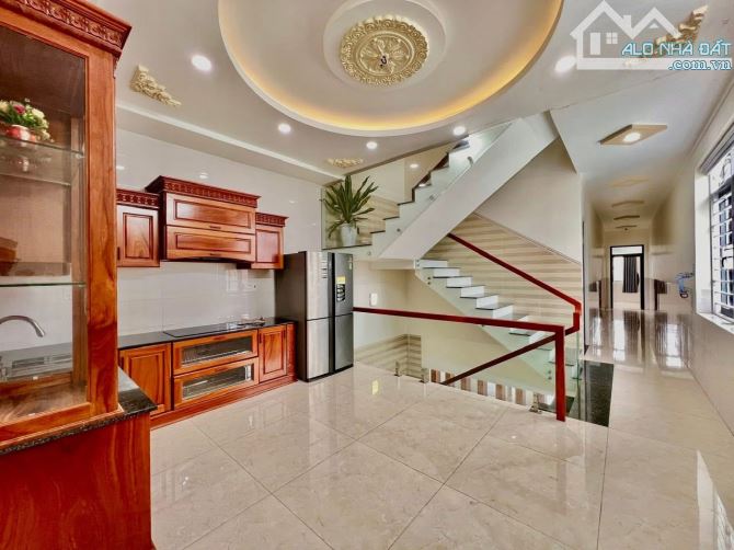 Bán nhà Mặt Tiền Chợ Phú Thọ Kp5 Trảng Dài . Cách Nguyễn Ái Quốc 250m - 3