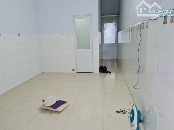 Gấp bán Nhà Huỳnh Văn Bánh, Phú Nhuận - Hẻm 6m, ô tô 7 chỗ đậu đỗ, Thu nhập 25 triệu/tháng - 3