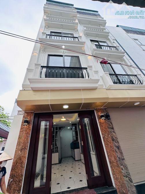 🏡 NHÀ MỚI ĐẠI CÁT – 38M², 5 TẦNG, MT 3.5M – GIÁ HƠN 5 TỶ 🚗 Ô TÔ ĐỖ CỬA – CẠNH SÂN RỘNG – - 3