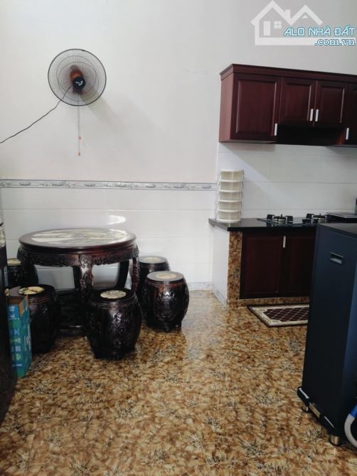 4 TẦNG BÔNG SAO PHƯỜNG 5, QUẬN 8 DT: 4.8*10M- 8 TỶ 2 - 3