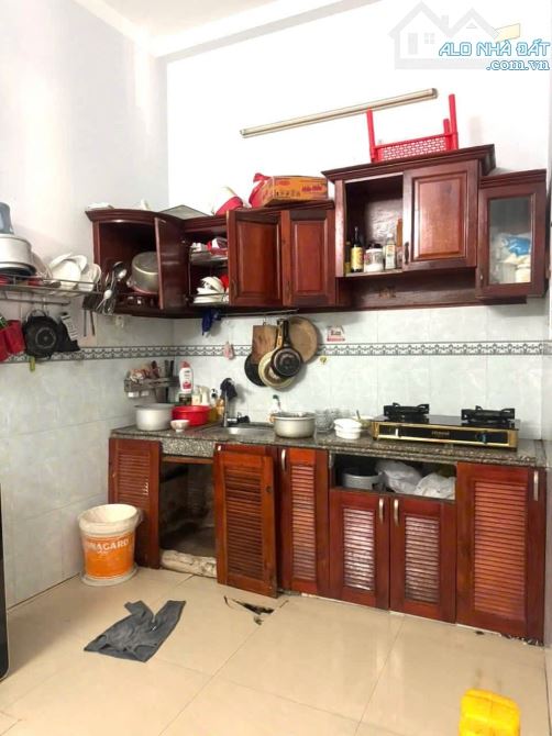 Bán nhà Sổ hồng riêng gần chợ Thới Tứ, xã Đông Thạnh, Hóc Môn cũ diện tích 5x16m - 3