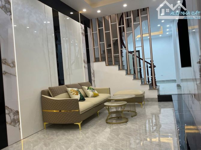 BÁN NHÀ DÂN XÂY LÔ GÓC 4 TẦNG, ĐỦ NỘI THẤT – VỊ TRÍ ĐẮC ĐỊA GẦN ĐẠI HỌC PHENIKAA – CÔNG VI - 3