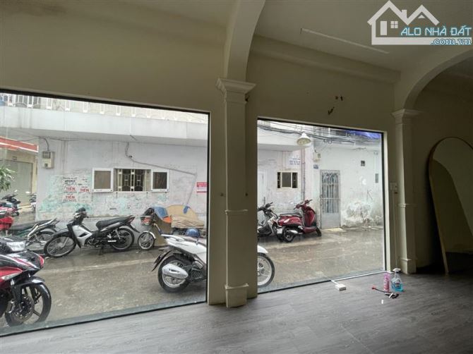 NGAY VÒNG XOAY ĐIỆN BIÊN PHỦ -LÊ HỒNG PHONG- P.1- Q.10- DT: 4.5*13M- GIÁ 15 TỶ 4 - 3