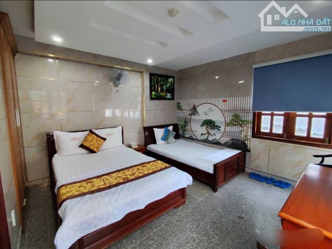 Khách Sạn Mới 5Tầng THANG MÁY 104M² 17Phòng Sát Mặt Tiền Quang Trung - 3