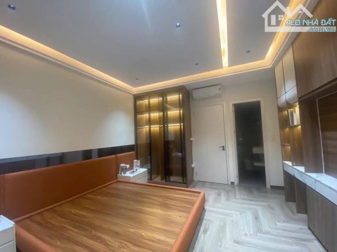 Bán nhà, Phụng Châu, nhà đẹp ở ngay, ô tô đỗ cửa, 40m, Nhỉnh 3 tỷ - 3