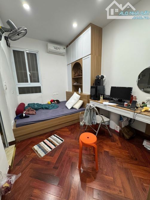 Cho thuê nhà ngõ Lê Đại Hành Hai Bà Trưng 25m x 5 tầng, 14tr/tháng - 3