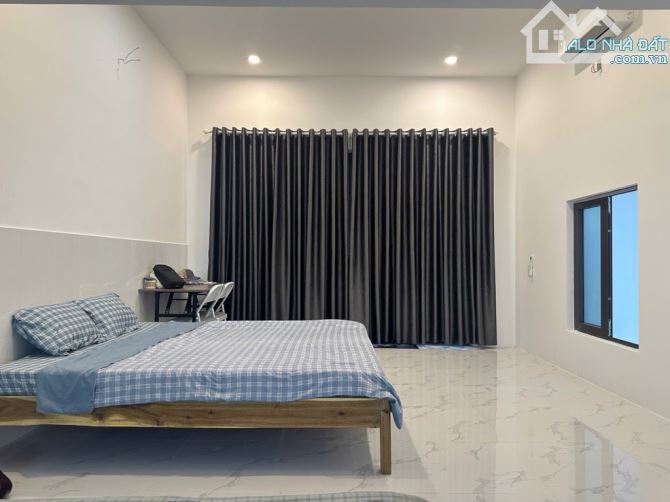 BÁN GẤP NHÀ ĐƯỜNG BÙI TÁ HÁN GẦN BIỂN MỸ KHÊ ĐANG CÓ DÒNG TIỀN 14TR/THÁNG NHỈNH 6TỶ - 4