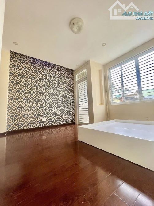 BÁN NHÀ NGUYỄN ĐÌNH CHÍNH- PHÚ NHUẬN. NHÀ ĐẸP 58M2, 4 TẦNG, SỔ NỞ HẬU ĐẸP - 4