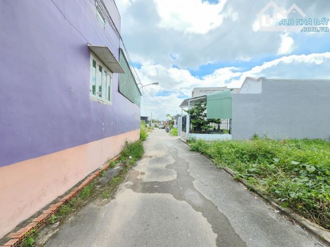 Bán đất 5.4x22m, hẻm Nguyễn Thị Tươi p. Tân Bình gần trường cấp 2 - 4