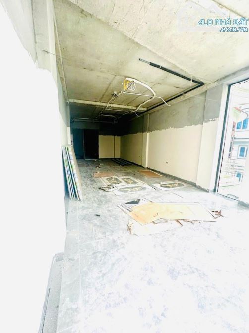 Nhà Mặt phố Nguyễn Chánh Cầu Giấy 70m2 8 tầng mặt tiền 4.7m - 4