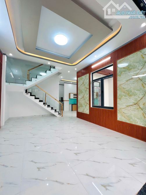 Bán nhà 1 trệt 1 lầu ngay cạnh cty Changshin , thiết kế rộng rãi hướng Đông Nam - 4
