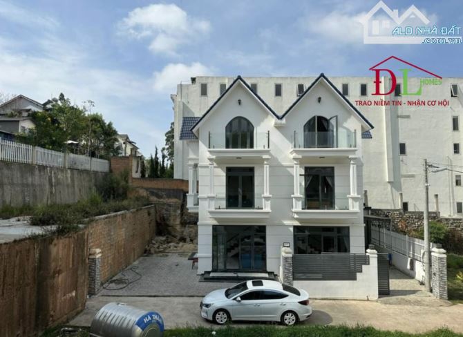 🏡 Bán biệt thự  Phan Chu Trinh, P9, Đà Lạt , gồm 2 căn song lập diện tích lớn . - 4