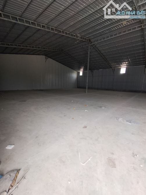 Cho thuê kho đường Thụy Phương, Bắc Từ Liêm, HN. DT 500m và 300m, cao 8m xe công đỗ cửa. G - 4