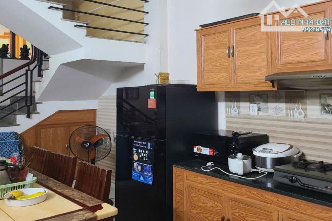 Bán nhà hẻm xe hơi, Hà Huy Giáp, Quận 12, 52 m² (4m x 13m), 4 phòng - Giá 7.6 tỷ TL - 4