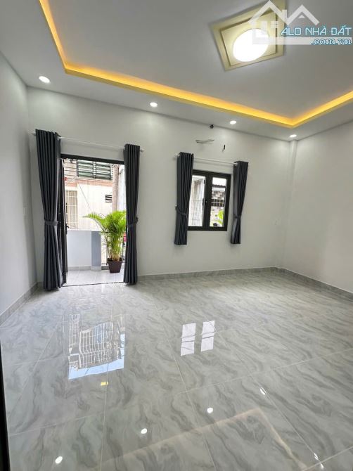 NHÀ ĐẸP QUẬN 10 - THÀNH MỸ, P8, TB – NGANG 5M CỰC ĐẸP -  28M² – 2 TẦNG - NHỈNH 4T - 2