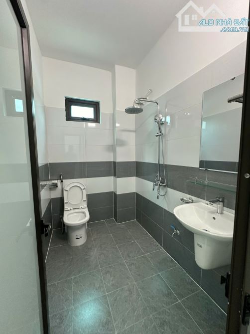 Nhà 5 tầng full nội thất-3 mặt thoáng vĩnh viễn-Ngõ thông duy nhất ở Dương Nôi-Chỉ hơn 5Ty - 4