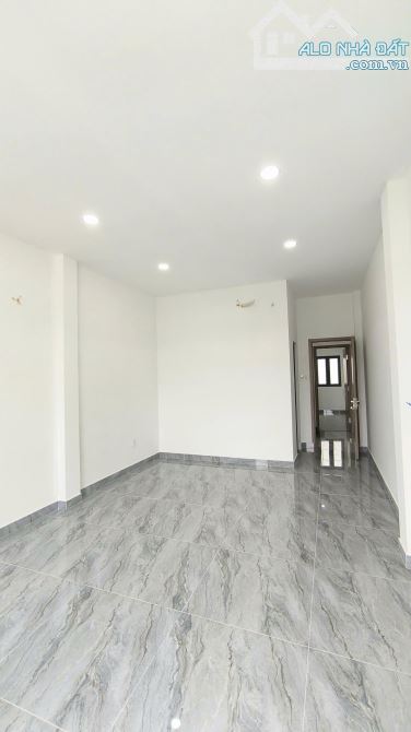 Nhà 3 Tầng Ngay Trung Tâm Cần bán Gấp Giá rẻ - 4