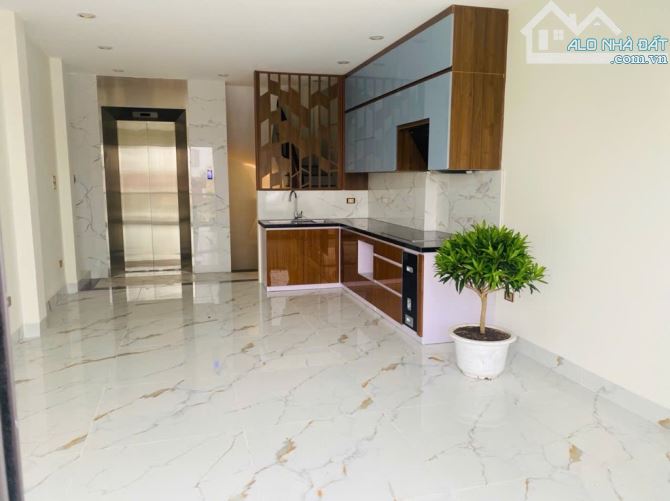 ✨ NHÀ MỚI TINH – ĐỘC LẬP DUY NHẤT – 7 TẦNG THANG MÁY – Ô TÔ VÀO NHÀ ✨ - 4