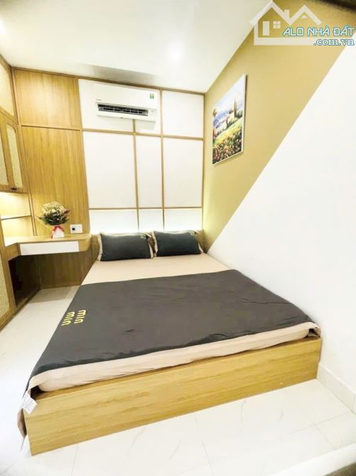 ĐƯỜNG LÊ DUẨN -  GẦN ĐƯỜNG CHÍNH - 2 TẦNG - 3.8 TỶ - 4