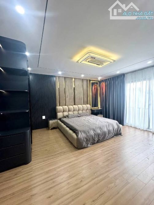 CHỦ NỢ BANK, BÁN NHÀ NGUYỄN VĂN CỪ, LONG BIÊN, LÔ GÓC, THANG MÁY, FUL NỘI THẤT - 4