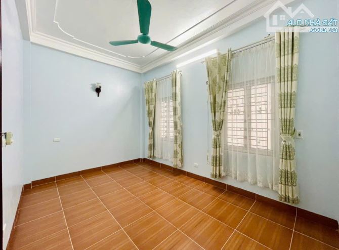 Xuân Đỉnh, dân xây, 3mặt thoáng 60m2, 5tầng, mt4,8m - 4