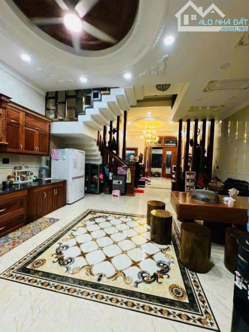Gấp Bán Giảm 1.5 tỷ còn 10.5 tỷ, Nhà Khu biệt thự Minh Lan TL16, Q.12, Hẻm 8m thông, 7*18m - 4