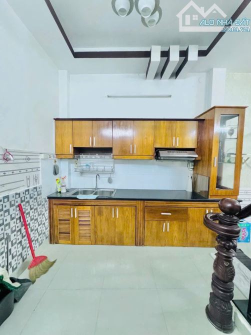 Chỉ với 2 tỷ 350 triệu mua nhà đường Đặng Văn Ngữ, Quận Phú Nhuận, dt 50m2, sổ hồng riêng - 4