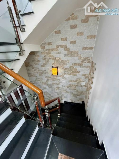 BÁN NHÀ 4 TẦNG – CĂN GÓC KIỆT OTO – KINH DOANH TỐT – GẦN CHỢ TÂN LẬP - 4
