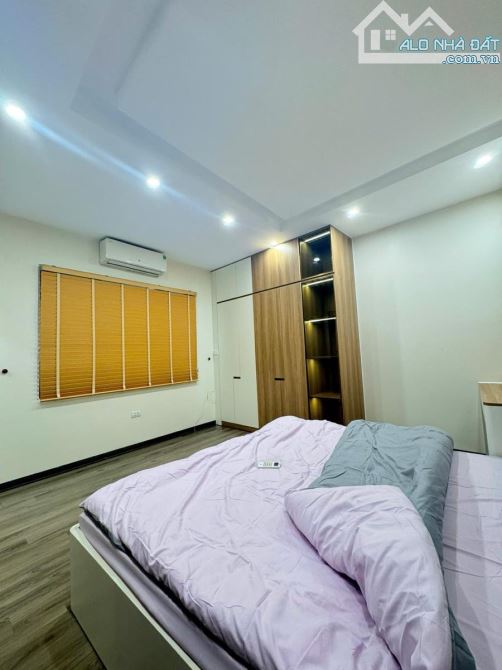 🌟 NGỌC LÂM 30M² 5 TẦNG FULL NỘI THẤT – 7,45 TỶ - 4