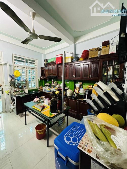 PHAN VĂN TRỊ - HẺM XE HƠI , 2 HẺM TRƯỚC SAU - 4 x 21  - 3 TẦNG - 9 TỶ CÒN TL - 4