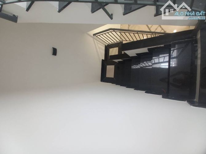 🥰🥰 HXH LÊ VĂN SỸ, PHƯỜNG 12, QUẬN 3, 37m2, 3 TẦNG, 7 phòng ngủ, 7WC. Giá: 8,9 tỷ 🥰🥰 - 4