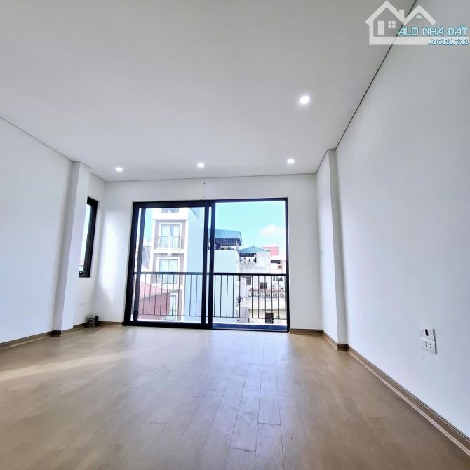 🏠 Siêu Phẩm Sài Đồng – 39m², 6 Tầng 3 Ngủ Mới Tinh – 7,85 Tỷ - 4