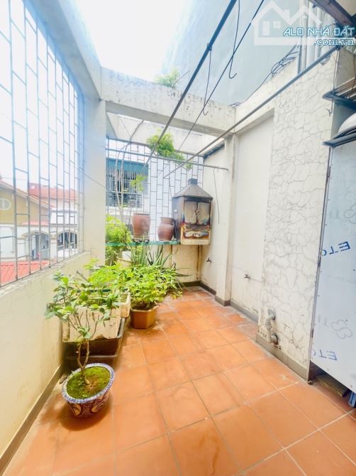 TRUNG TÂM HAI BÀ, CÁCH PHỐ 10M - Ô TÔ ĐỖ CỬA, VÀO NHÀ - KINH DOANH- GIẾNG TRỜI THOÁNG SÁNG - 4