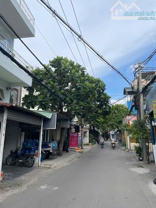 Mặt tiền KD sát Tân Bình - DT120m2 x 6 tầng thang máy - Ngang 6m - Gần sân bay - 4