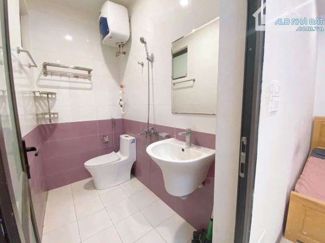 Cho thuê Ccmn đẹp giá tốt ngõ 58 Nguyễn Khánh Toàn, Cầu Giấy - 4
