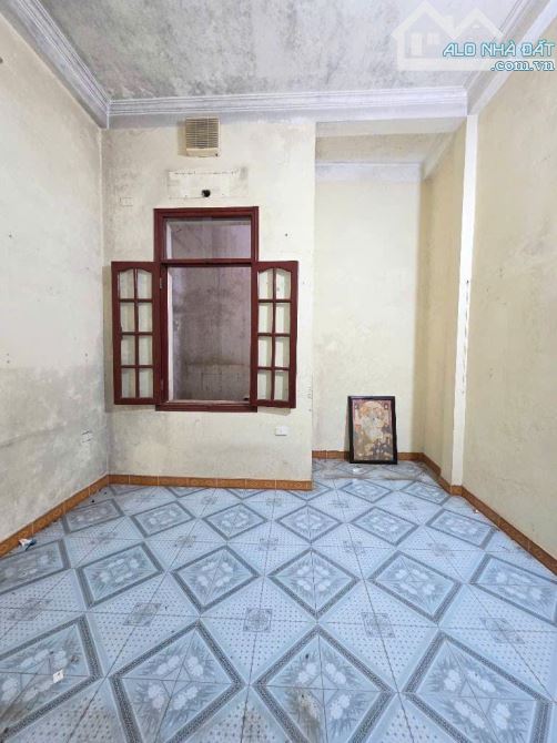 Lương Định Của - Ngõ nông - Gần ô tô - Nhà dân xây chắc chắn - Khách về spa lại là đẹp nga - 4