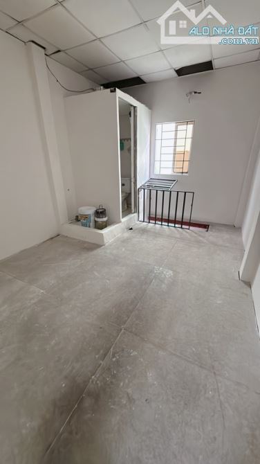 Nhà 1,5 tầng đường NGUYỄN VĂN QUÁ, phường ĐÔNG HƯNG THUẬN, Q12, dt 26m2 GIÁ 2,65Tỷ - 4