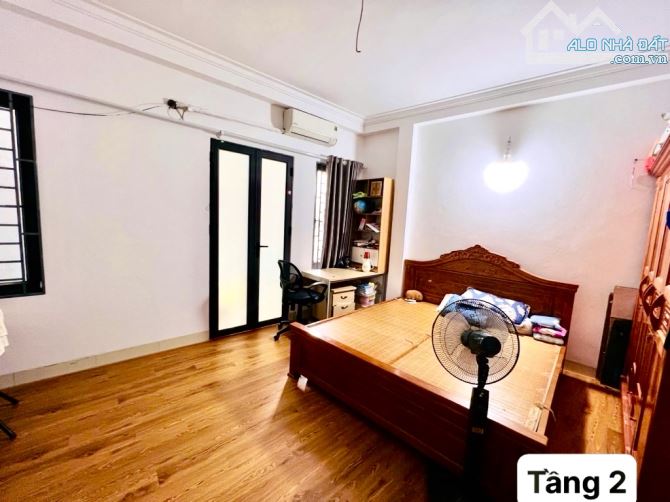 Bán Nhà Phố Trạm hơn 6 tỷ-38m2-5 Tầng-Mt 4.7m-NGÕ NÔNG Ô TÔ GẦN-FULL NỘI THẤT-CỰC HIẾM - 4