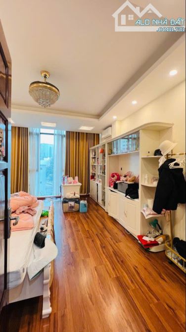 TRÙM CUỐI HOÀNG ĐẠO THÚY- ĐỖ QUANG- NGUYỄN THỊ ĐỊNH PHÂN LÔ KD SẦM UẤT 60.5M MT5.5M 23.2TỶ - 4