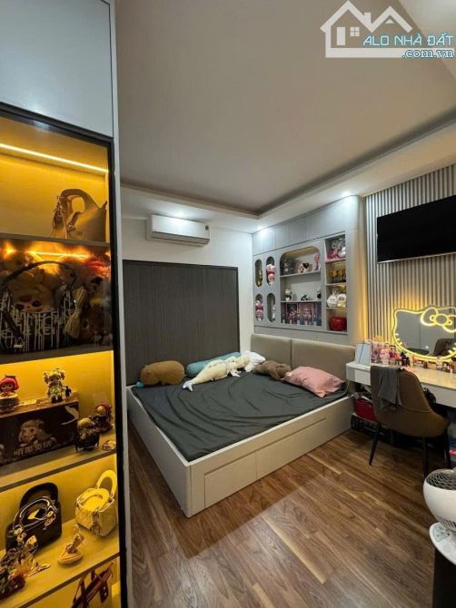 10,2 tỷ, 36m2, 5 tầng nhà dân xây khu phân lô, ô tô, thang máy nhập, đồ nội thất xịn - 4