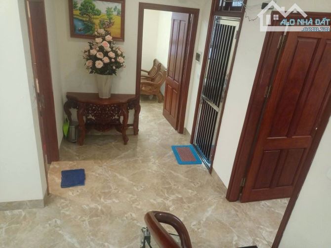BÁN BIỆT THỰ DI TRẠCH 146 M2 NHÀ ĐẸP, PHONG CÁCH HIỆN ĐẠI, VỊ TRÍ ĐẮC ĐỊA 15.5 tỷ. - 4