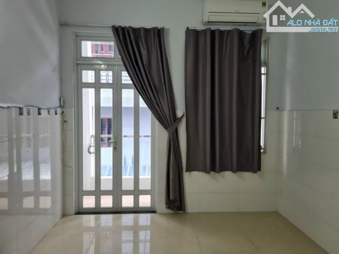 Gấp bán Nhà Huỳnh Văn Bánh, Phú Nhuận - Hẻm 6m, ô tô 7 chỗ đậu đỗ, Thu nhập 25 triệu/tháng - 4