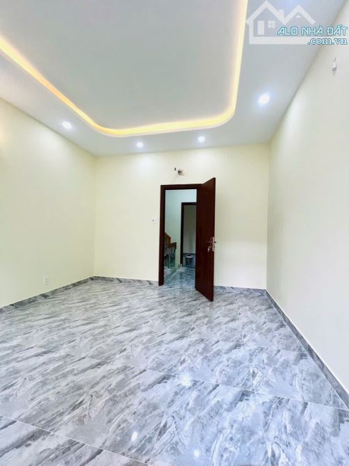 BÁN NHÀ ĐẸP MỚI 4 TẤM KHU VIP ĐƯỜNG SỐ CAO TẦNG XE HƠI ĐỖ CỬA DT 4*10 HÌNH THẬT GIÁ 12TỈ 4 - 4