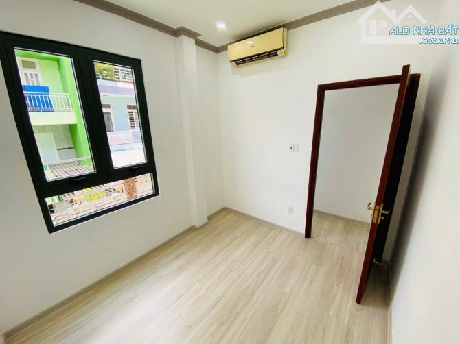 CHỦ HẠ SÂU GẦN NGUYỄN DUY TRINH🔥6 TỶ 600 nhà 3 Tầng 🔥4 PHÒNG NGỦ, 3 WC🔥TRUNG TÂM QUẬN 2 - 4