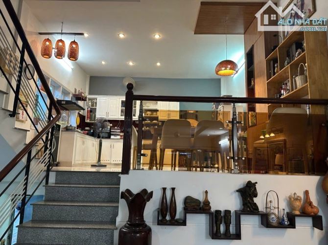 Chính chủ cần bán nhanh căn biệt thự lô góc mặt tiền đường nguyễn xuân ôn - 4