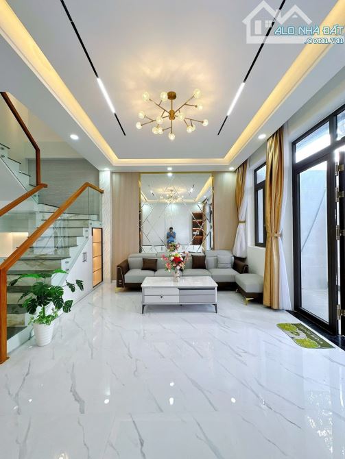 👉5,8 tỷ - BÁN NHÀ 3 TẦNG (mới xây) SỐ 67 ĐƯỜNG D15, KDC HỒNG LOAN, P. CÁI RĂNG - 3