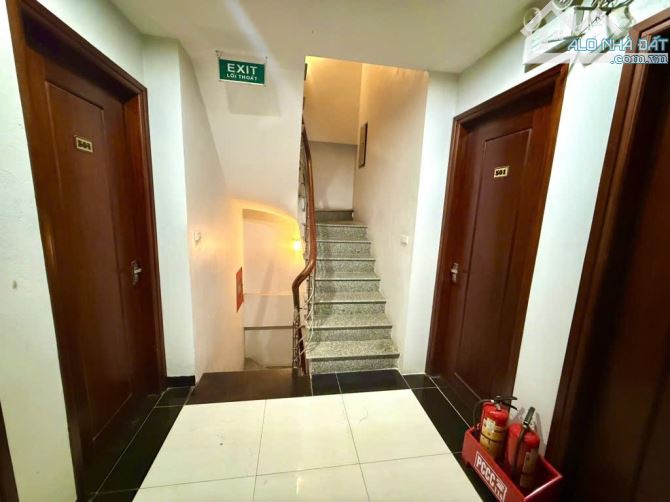 Bán căn hộ dòng tiền 136 m 7 tầng thang máy mà tiền 6 m 20 phòng dòng tiền 150 triệu một t - 5