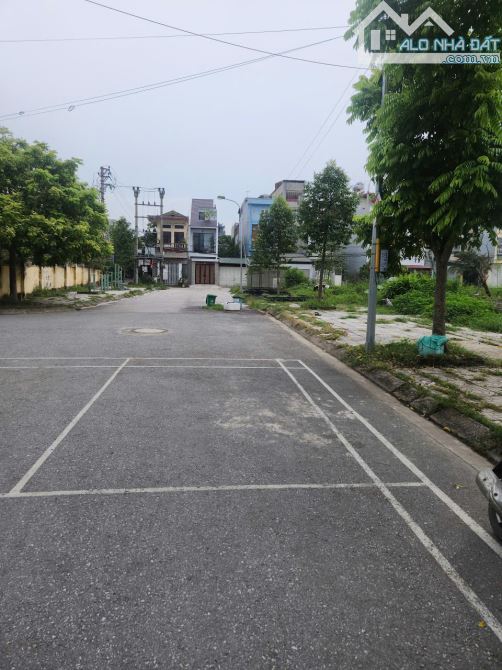 đất quảng hưng ngay cạnh bến xe hoa dũng 2025 - 5