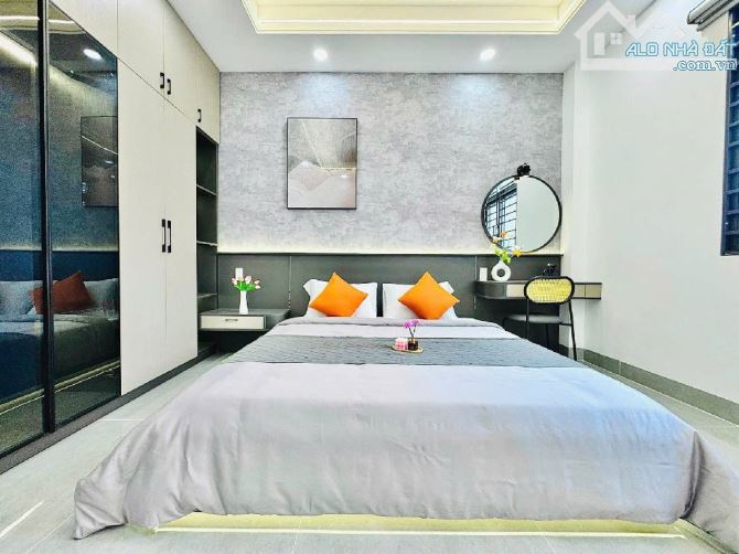 Nhà Đẹp Thạnh Xuân 25 - 5 tầng Fun nội thất đẹp lung linh - xe hơi vào nhà - Giá 7.66 tỷ T - 5